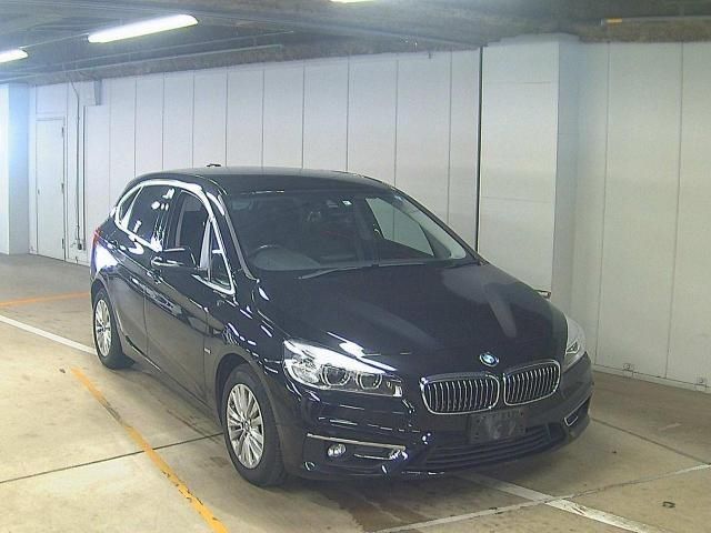 389 BMW 2 SERIES 2C20 2016 г. (ZIP Osaka)